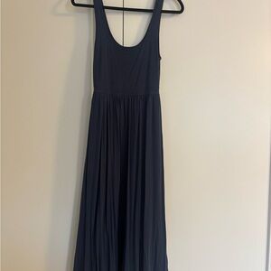 Aritzia Navy Wilfred Market Dress - navy